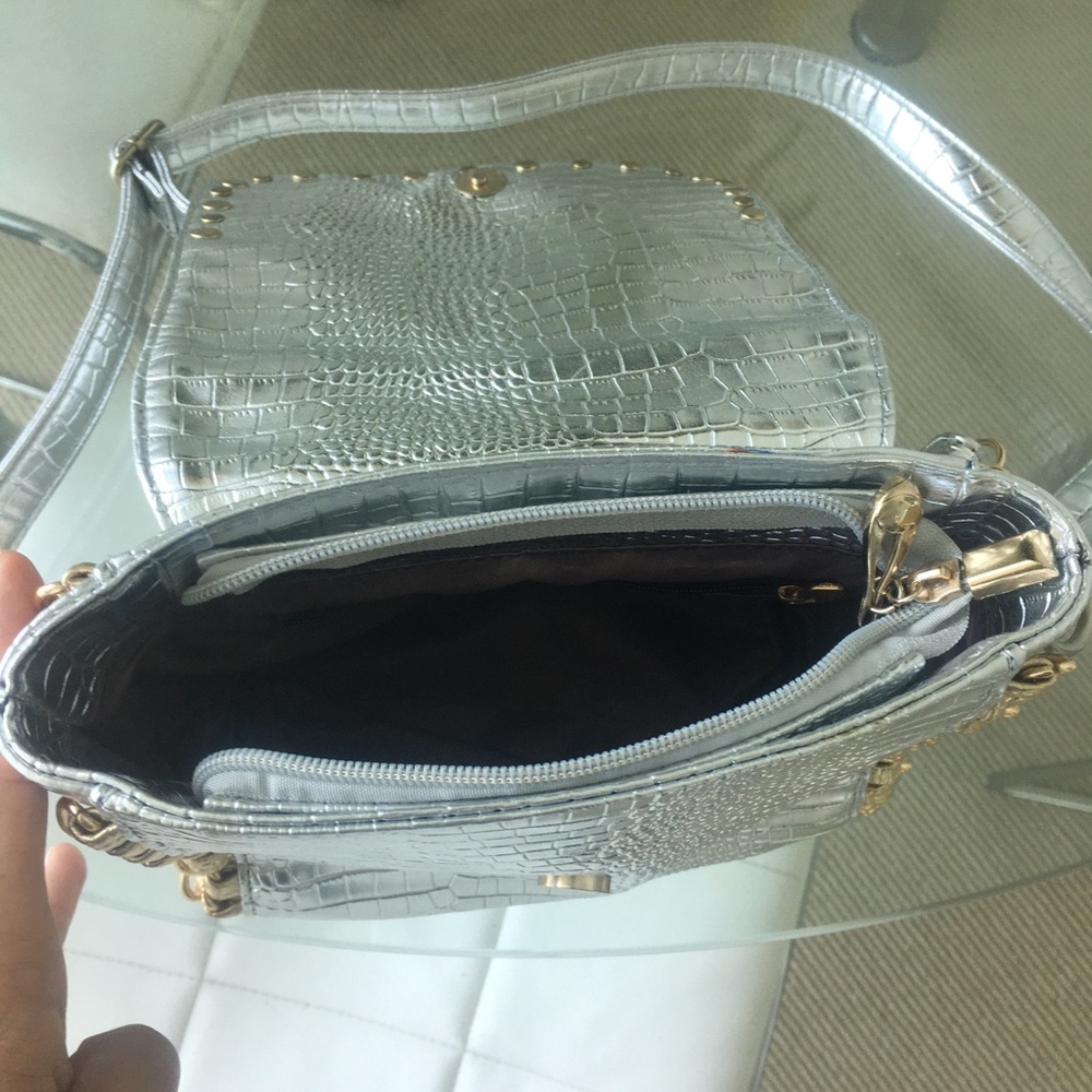 PURSE - Picture 3 of 3